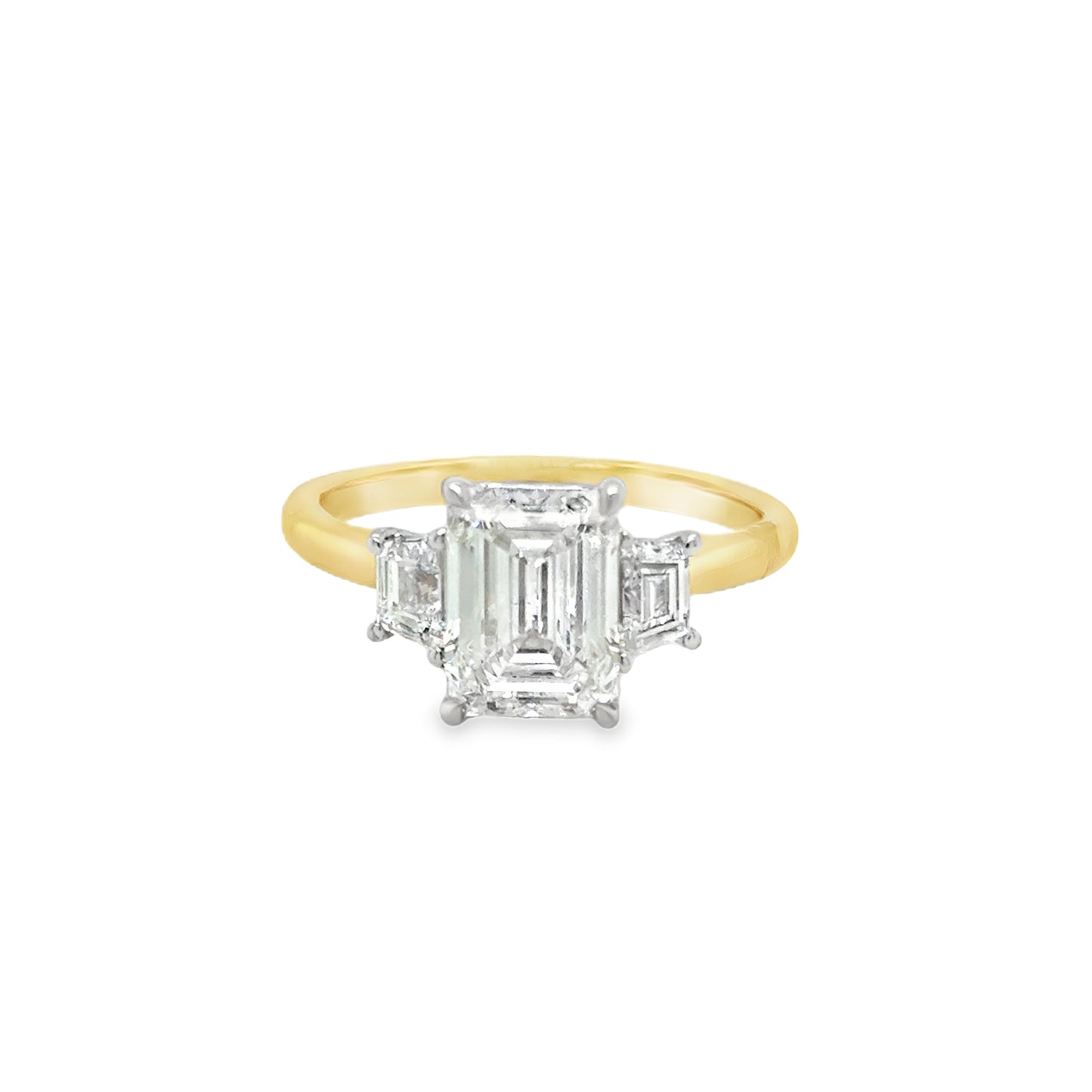 18ct Yellow Gold Emerald Cut Solitaire & Trapezium Shoulders Cultured Diamond Ring 2.48ct