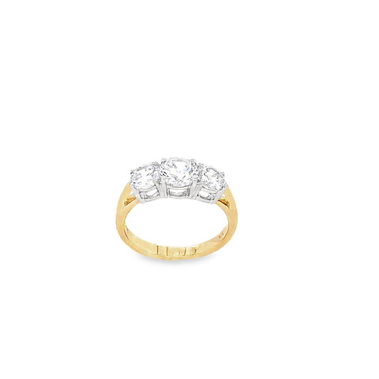 9ct Cubic Zirconia Graduated 3 Stone Oval Ring