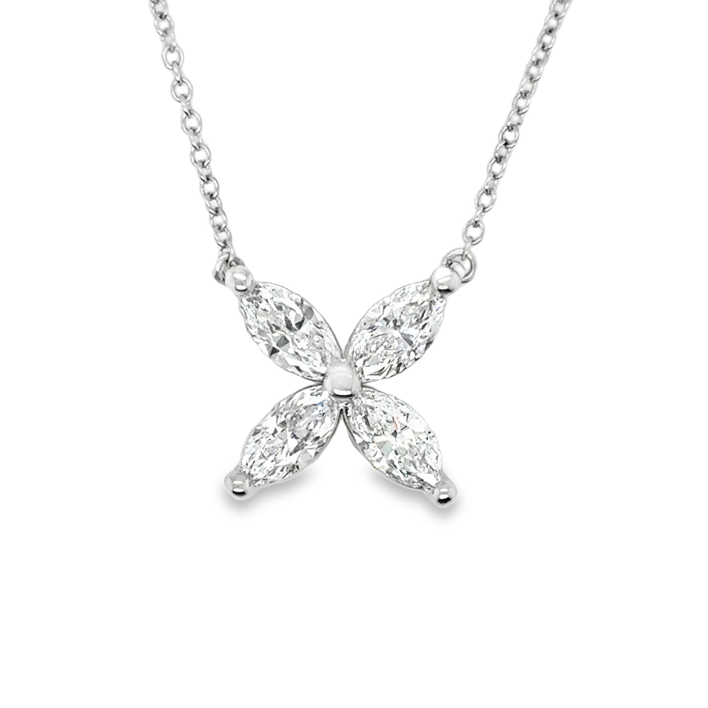 18ct White Gold Diamond Flower Pendant 1.00ct