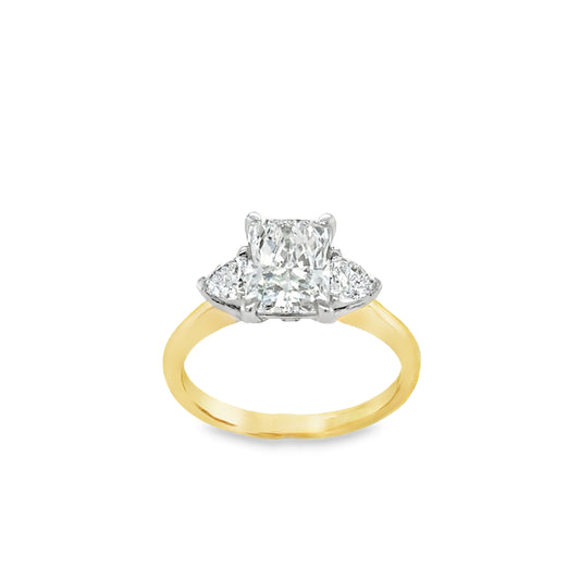 18ct 3 Stone Radient Cut Cultured Diamond RIng With Trillion Cut Cultured Diamond Shoulders 2.45ct