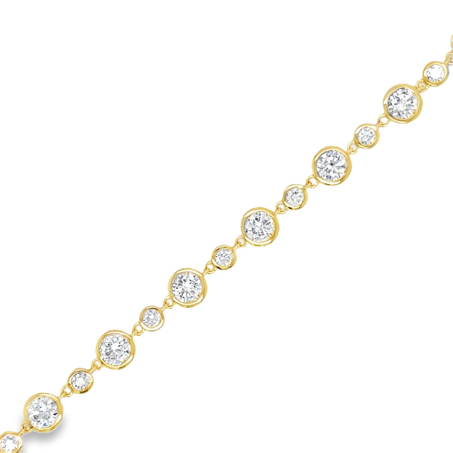 Smiling Rocks 9ct Round Brilliant Cut Rubover Cultured Diamond Bracelet 5.76ct