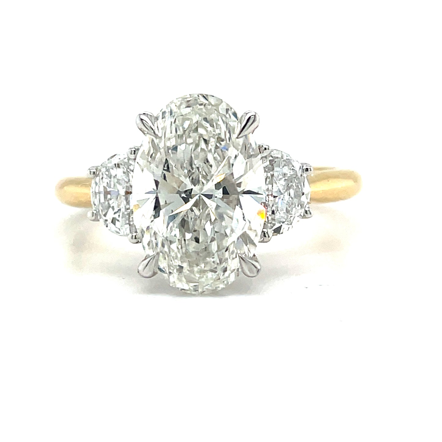 9ct 3 St Ov Cent Demi Lune Sh 3.55ct