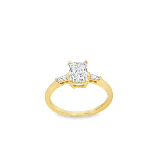 18ct 4 Claw Radiant Cut Solitaire Cultured Diamond Ring With Tapered Shoulders 1.10ct