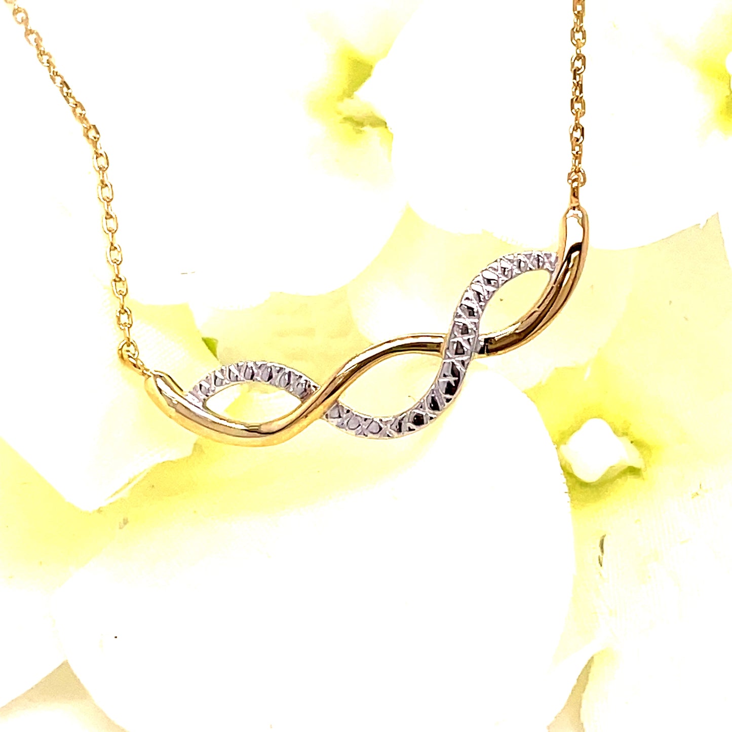 9ct Two Tone Gold Crossover Necklet