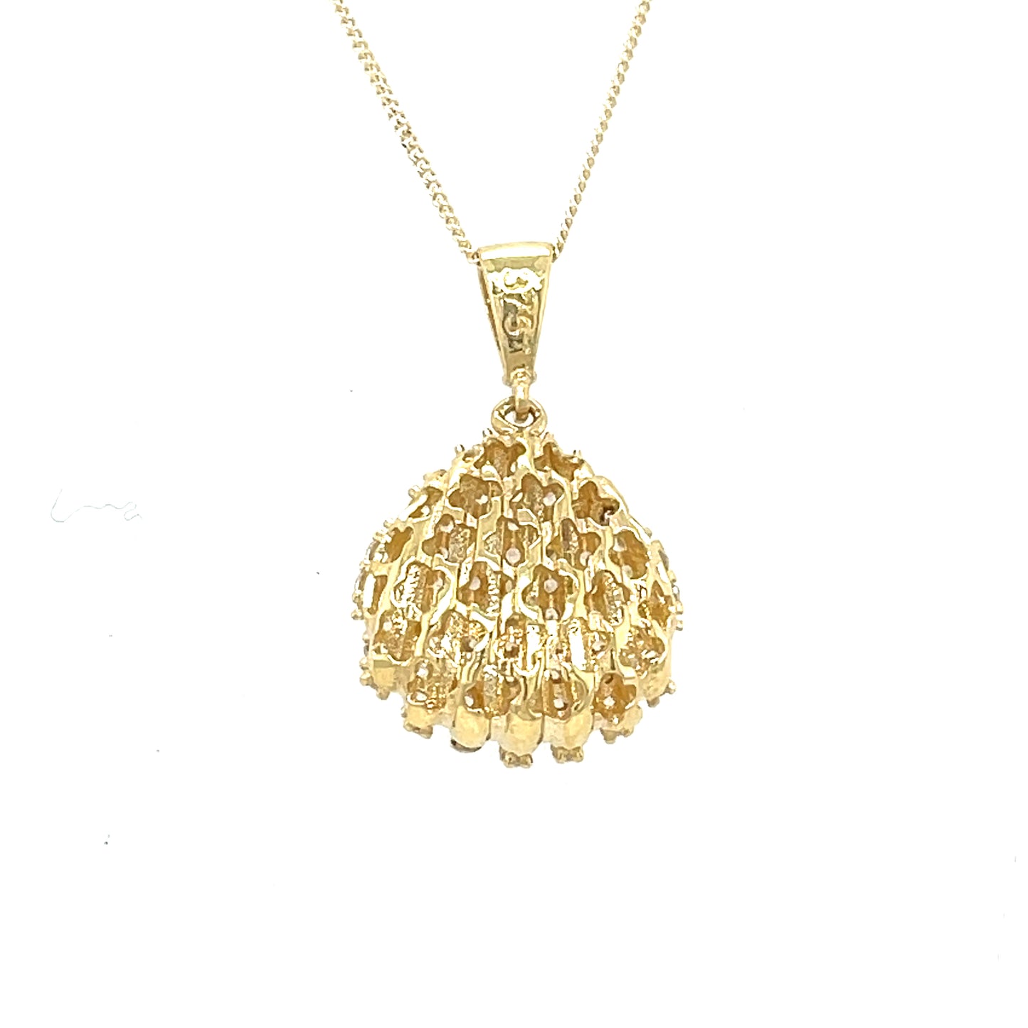 9CT Cubic Zirconia Sea Shell Pendant