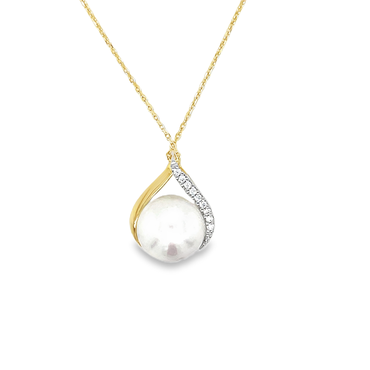 9ct Yellow Gold Freshwater Pearl Pendant with CZ/Polished Baile