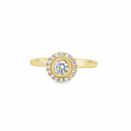 9ct Cubic Zirconia Rubover Round Halo Ring