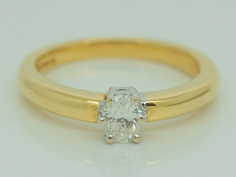 18ct Brilliant Cut Solitaire Diamond Ring .33ct