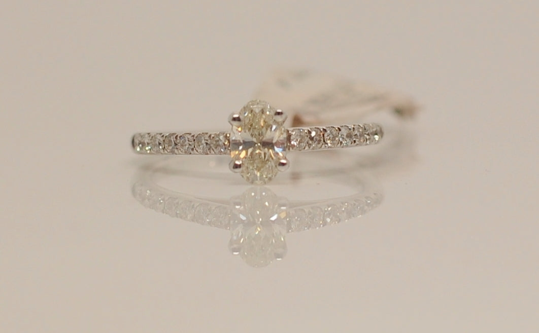 18ct White Gold Brilliant Cut Solitaire Diamond Ring .66ct