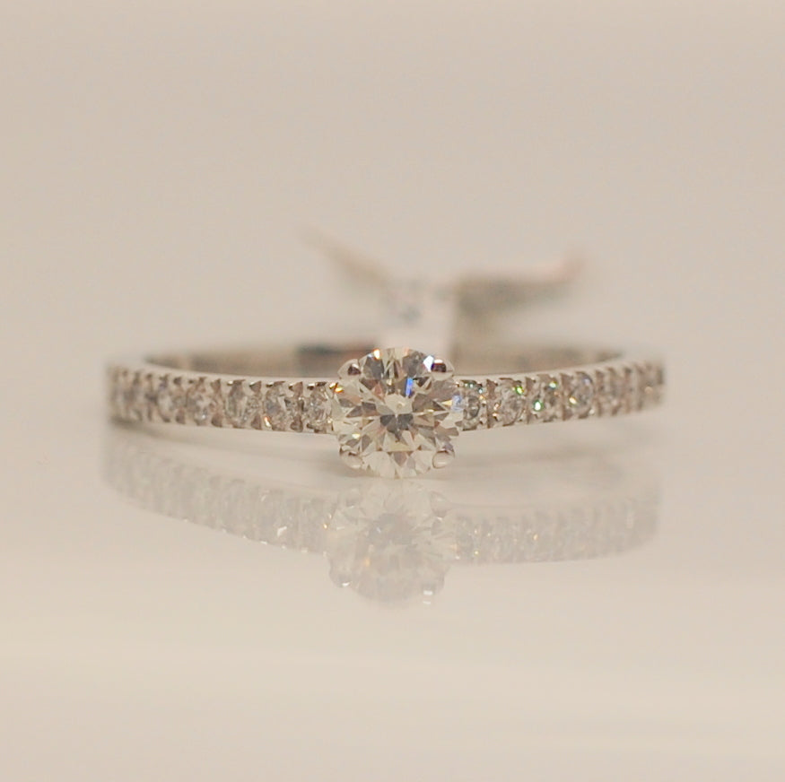 18ct White Gold Brilliant Cut Solitaire Diamond Ring .51ct