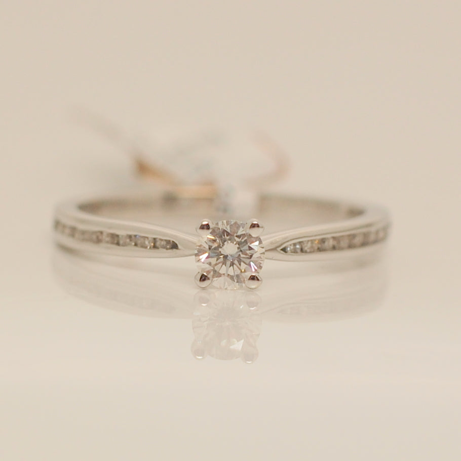 18ct White Gold Brilliant Cut Solitaire Diamond Ring .36ct