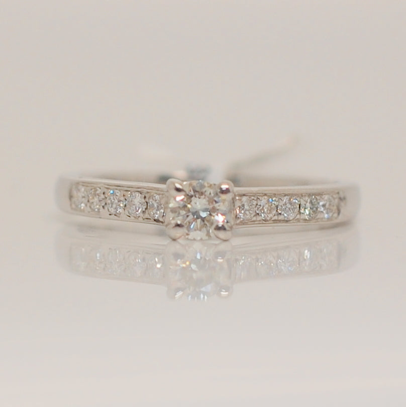 18ct White Gold Solitaire .34ct Diamond Ring