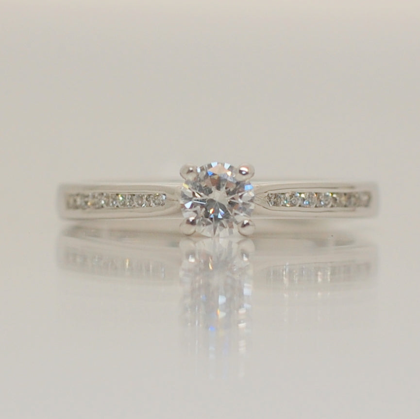 18ct White Gold Solitaire .42ct Diamond Ring