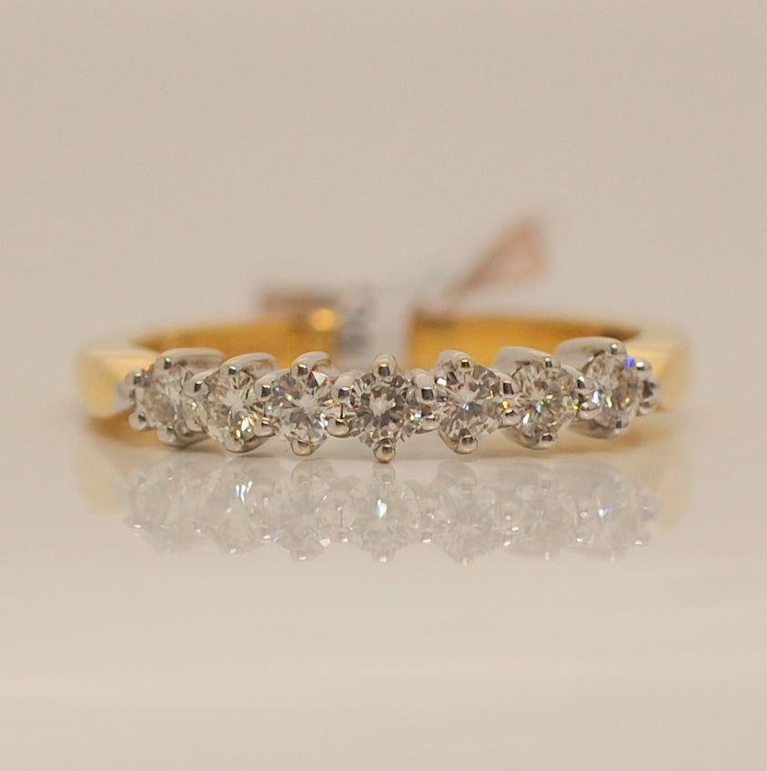 18ct Seven Stone .39ct Diamond Ring