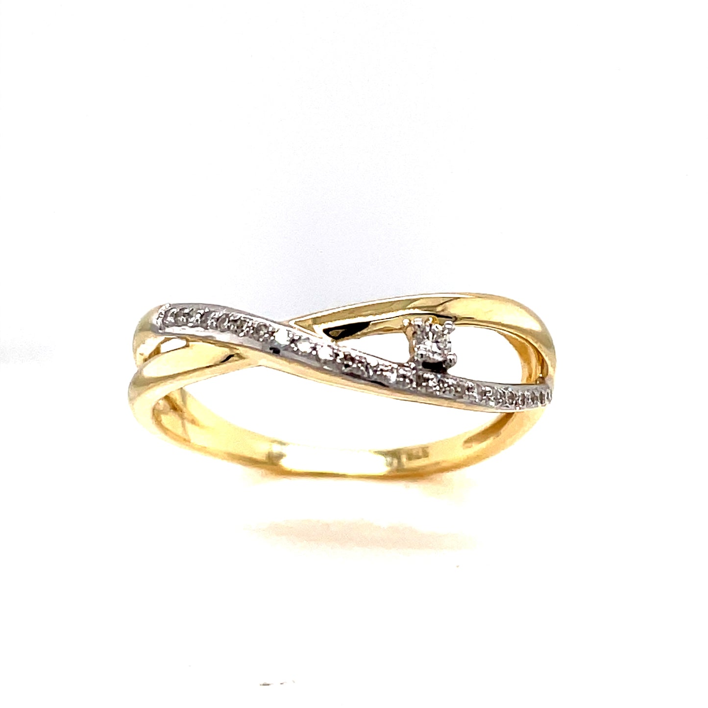 9ct Cross Over Diamond Ring .10 Ct