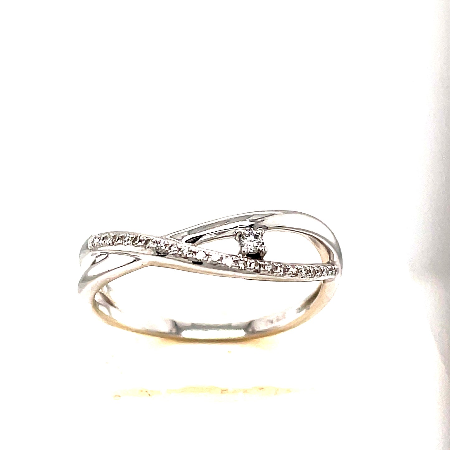 9ct White Gold Crossover Diamond Ring .10 Ct