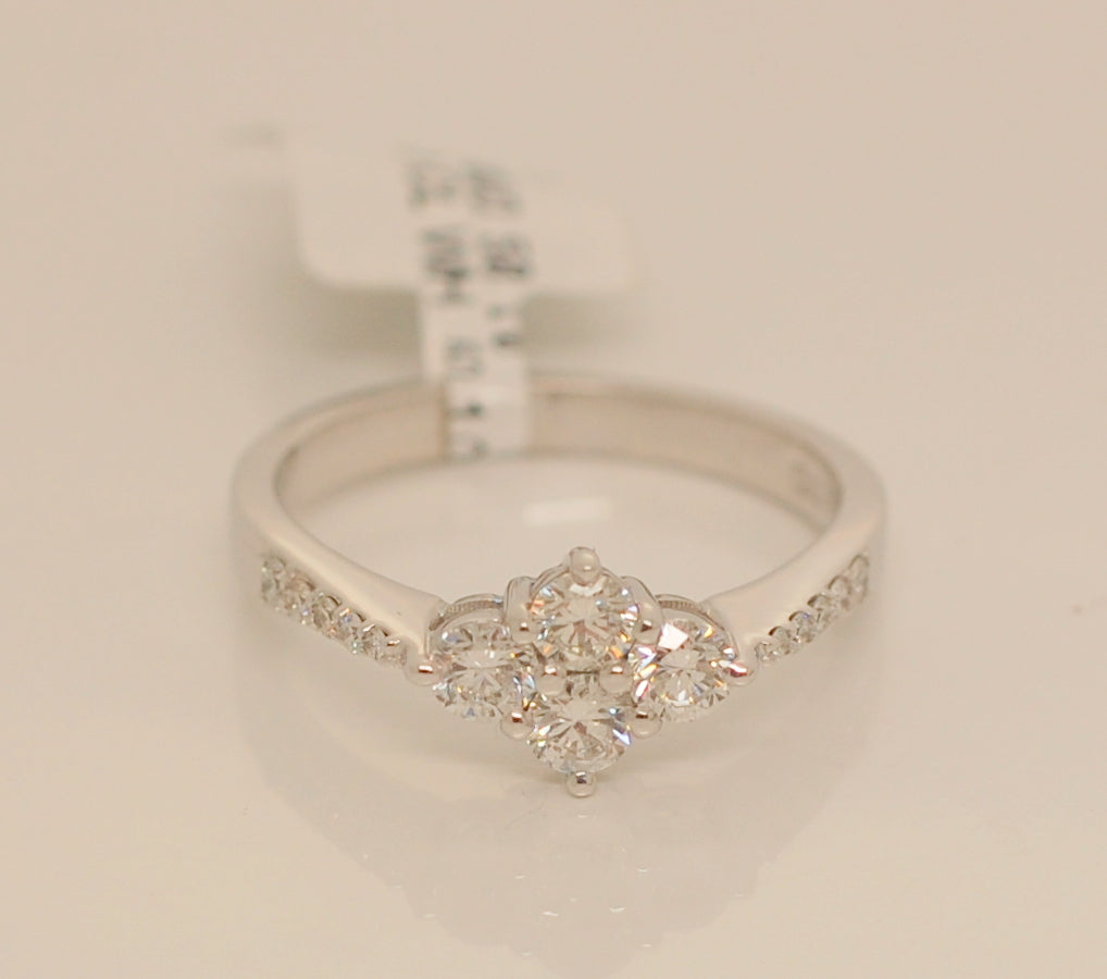 18ct White Gold Cluster .60ct Diamond Ring