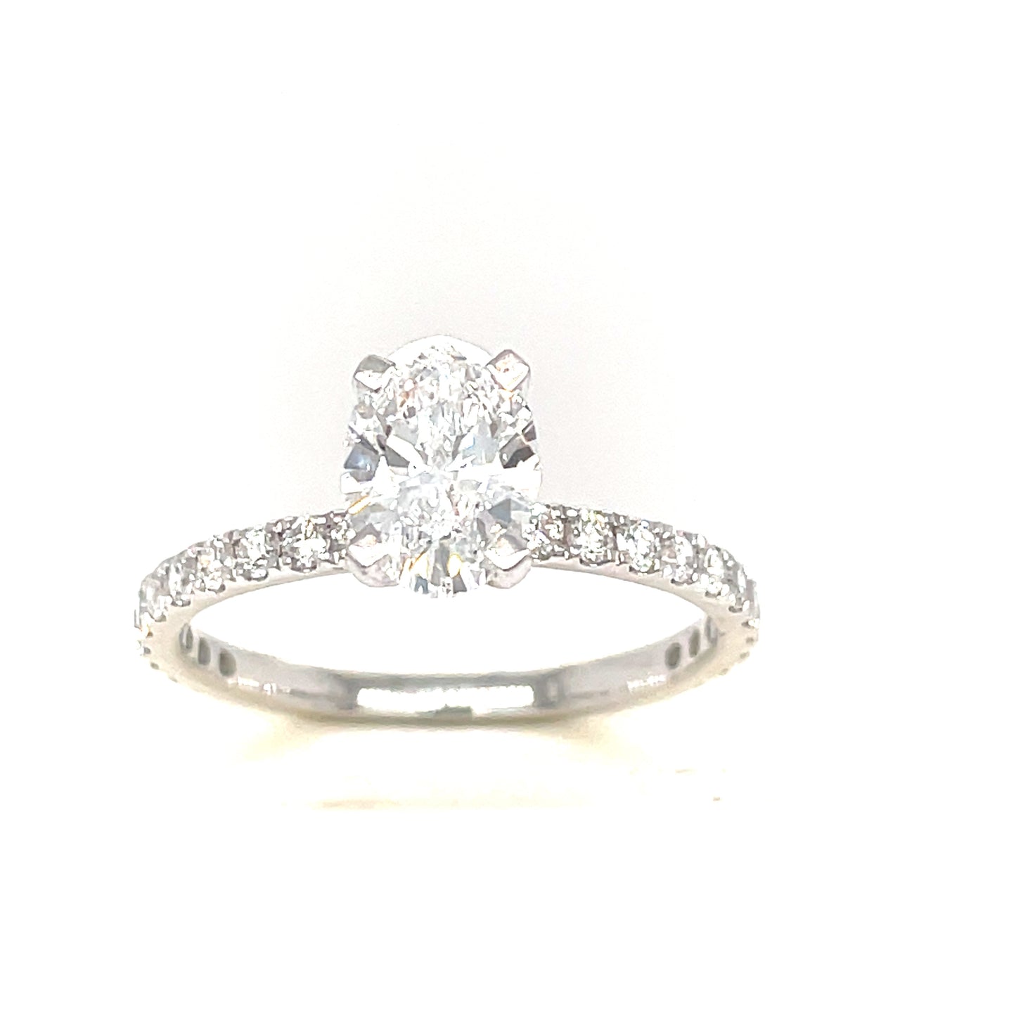 18ct White Gold Oval Solitaire Cultured Diamond Ring 1.00ct