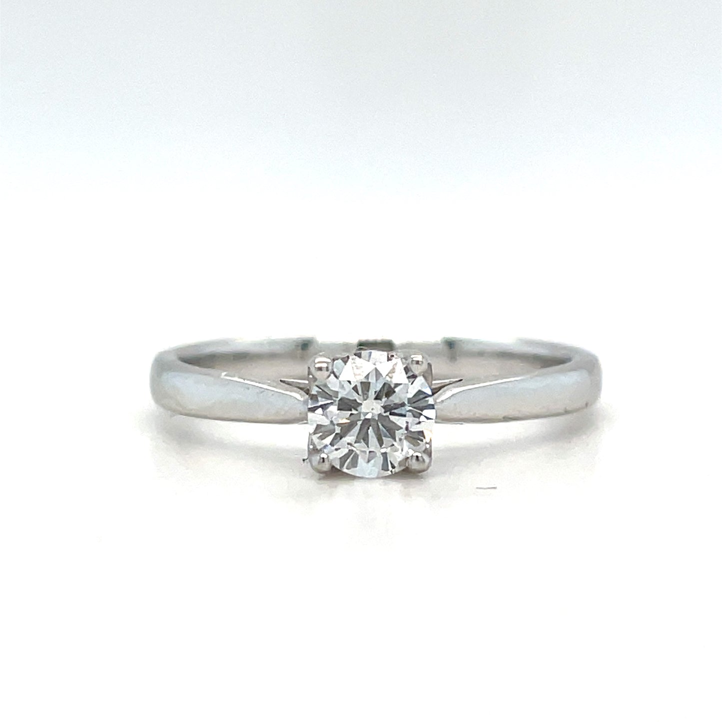 9ct Sol Wh Rd Bril .50