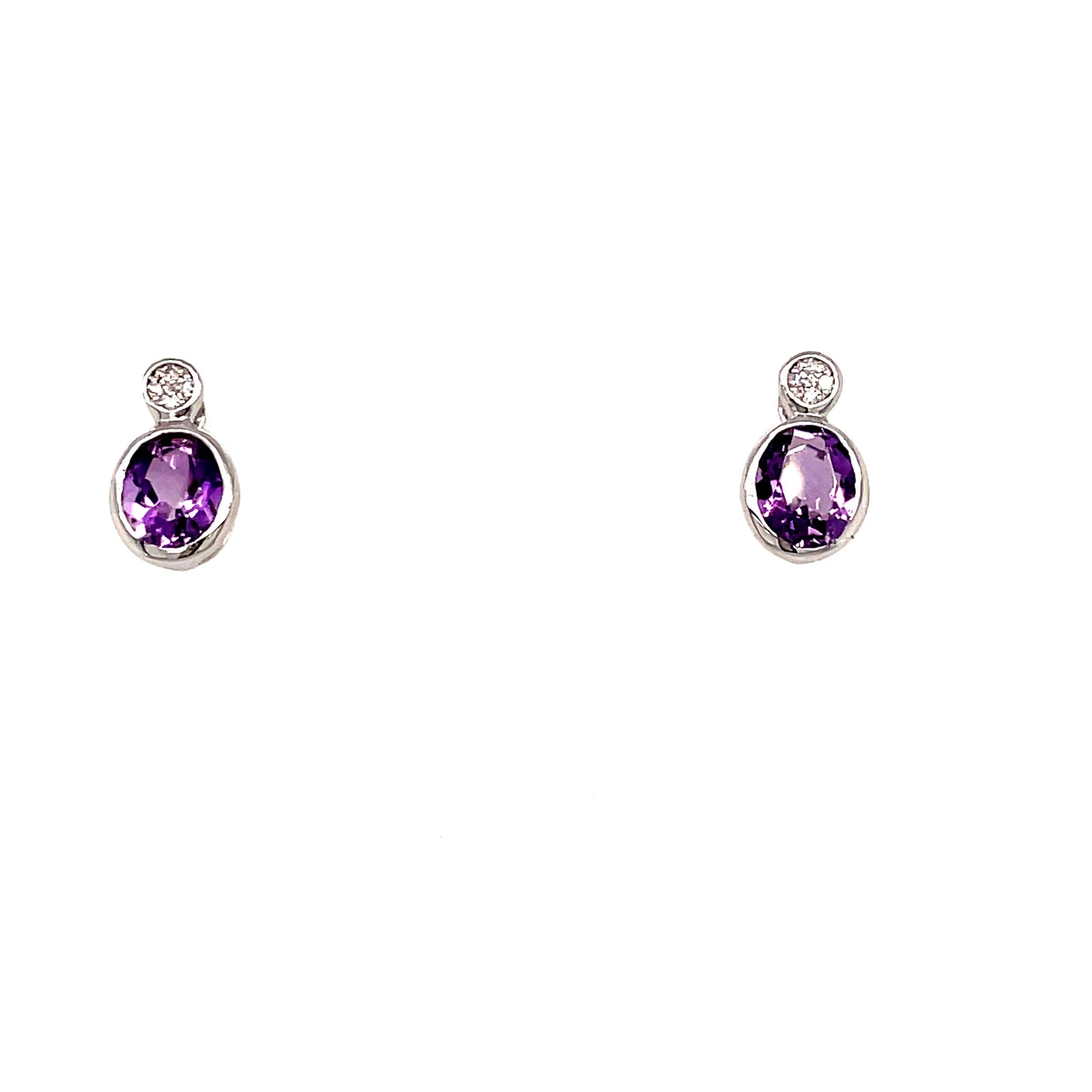 9ct Wh/Gold Oval Amethyst And Diamond Rubover Stud .02ct