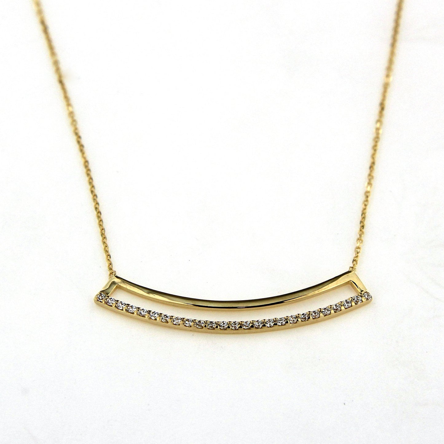 9ct Curved Cubic Zirconia Bar Necklet