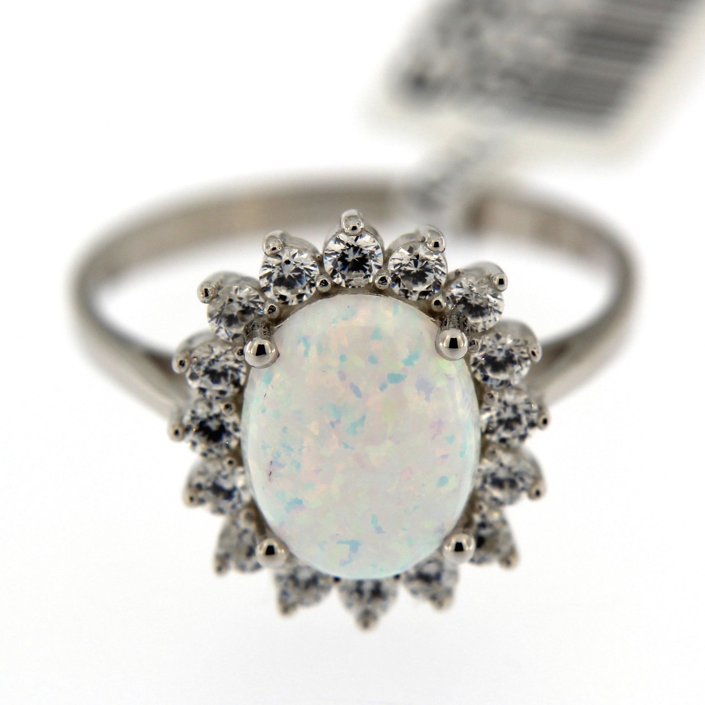 9ct Ring Wh Opal/Cz Ov Cl