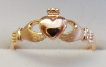 9ct Rose Gold Claddagh Ring