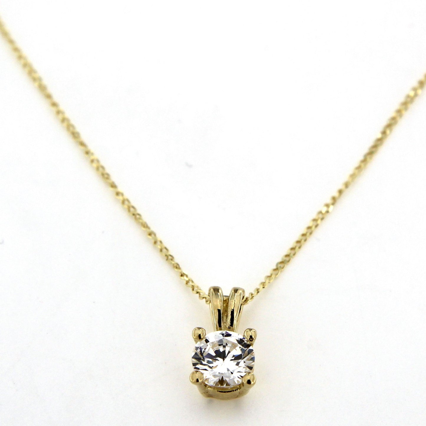 9ct Cubic Zirconia Pendant