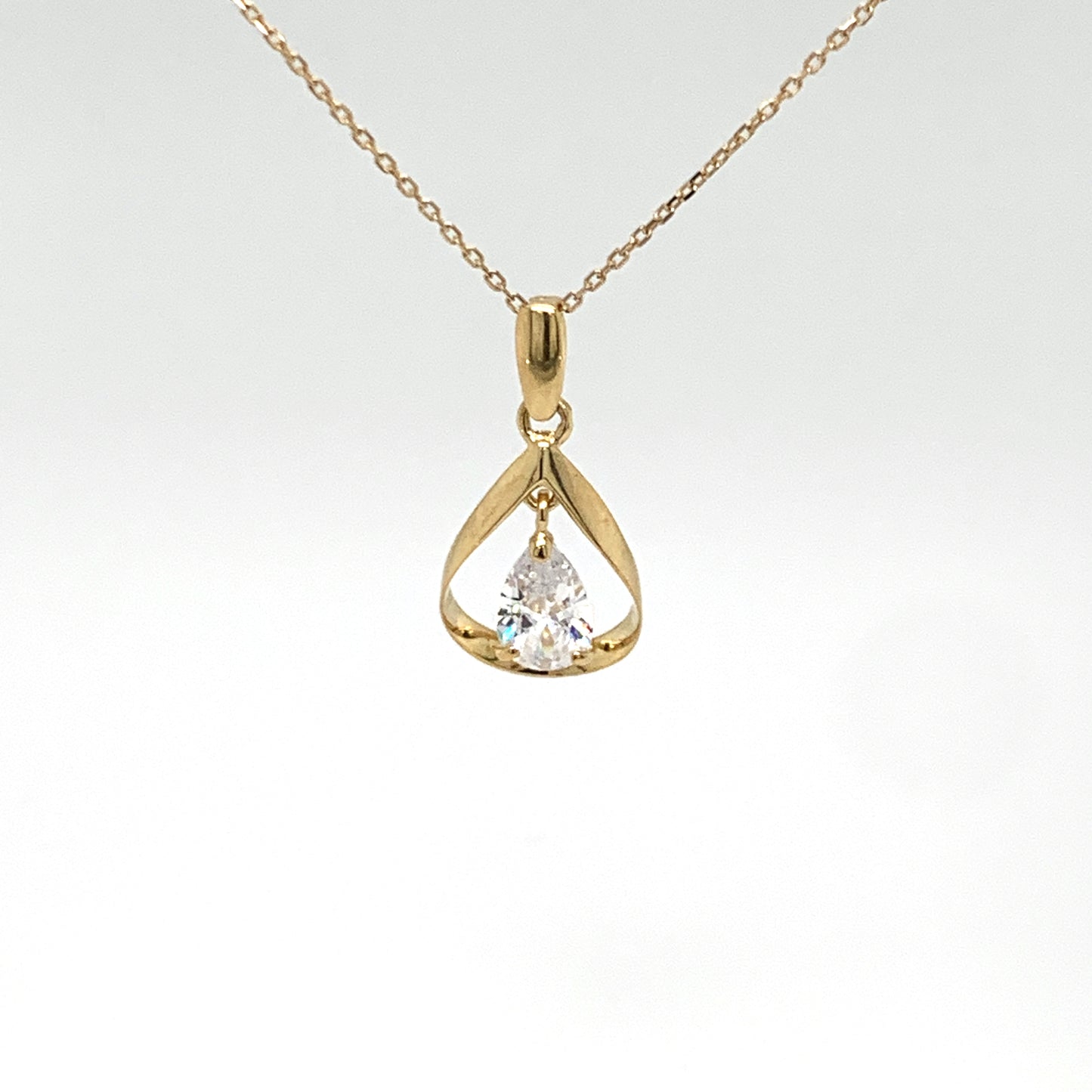 9ct Cubic Zirconia Pendant