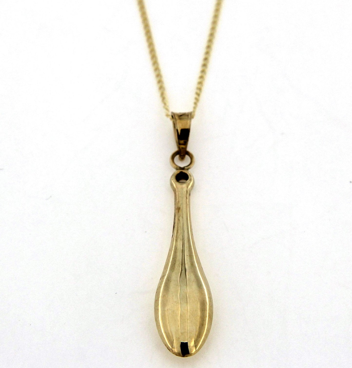 9ct Pear Shaped Long Pendant