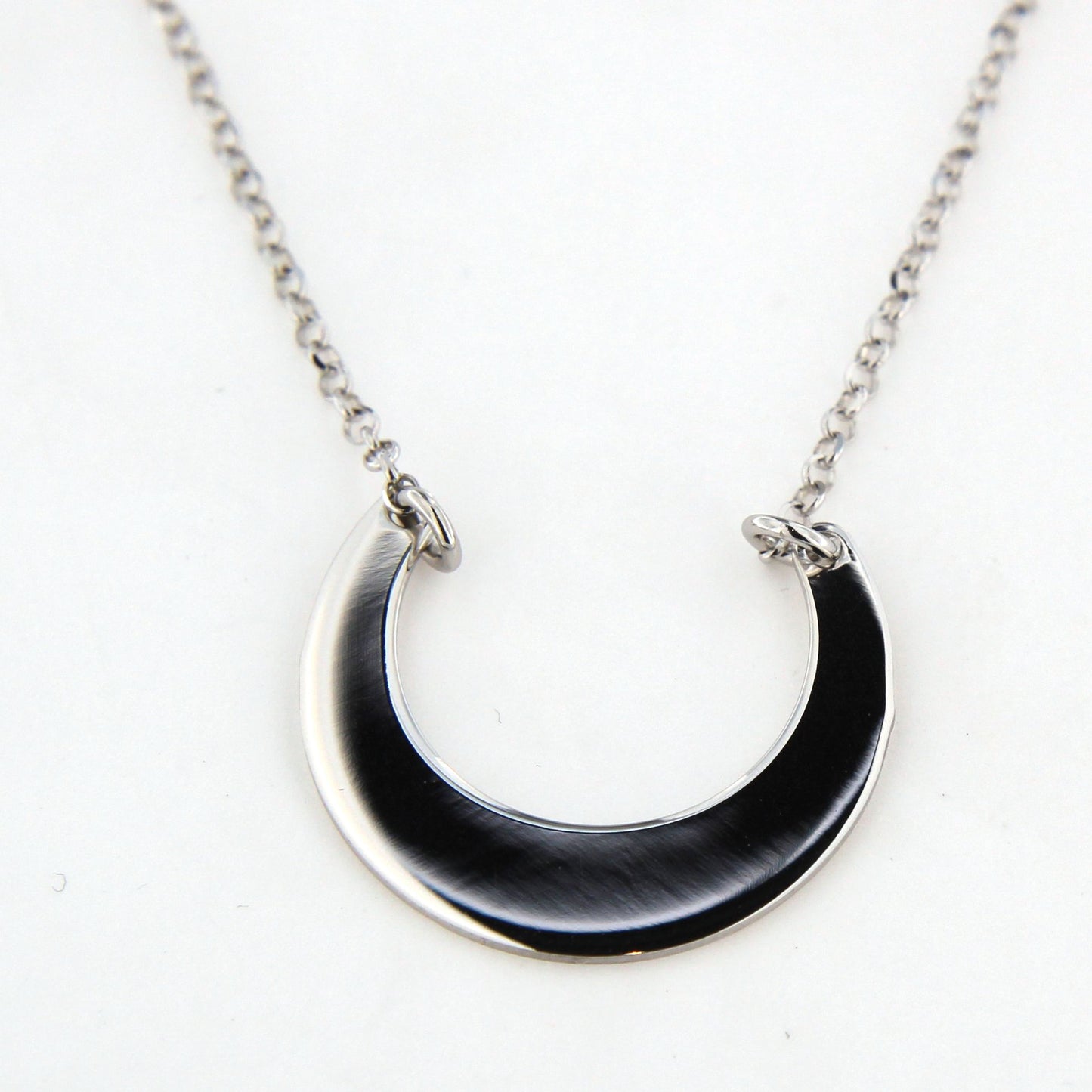 Sterling Silver Horseshoe Necklet