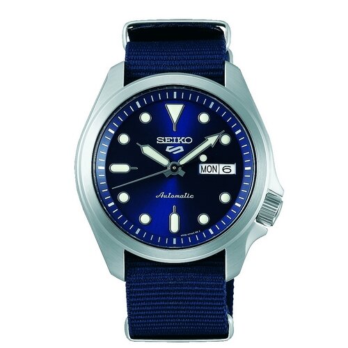 Gent Stainless Steel Blue Nylon Strap Day/ Date Seiko Sports 5