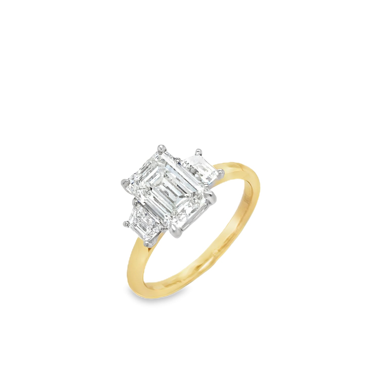 18ct Yellow Gold Emerald Cut Solitaire & Trapezium Shoulders Cultured Diamond Ring 2.53ct