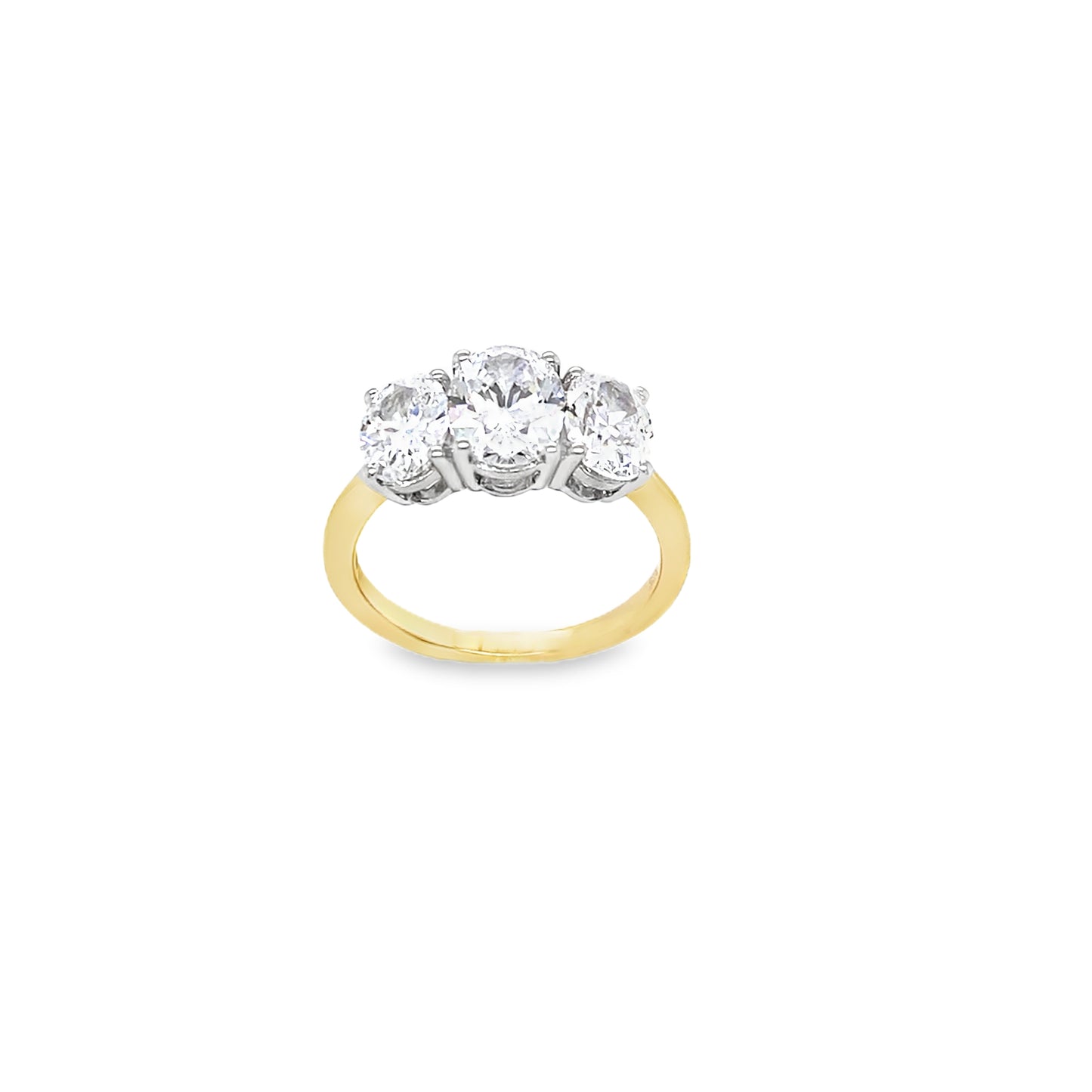 9ct Cubic Zirconia Graduated 3 Stone Oval Ring