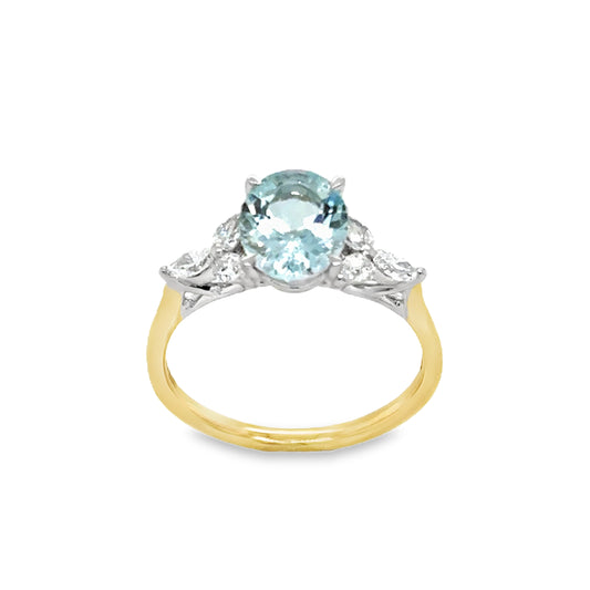 18ct Oval centre Aquamarine Ring With Diamond Marquise Cluster Shoulders .30ct