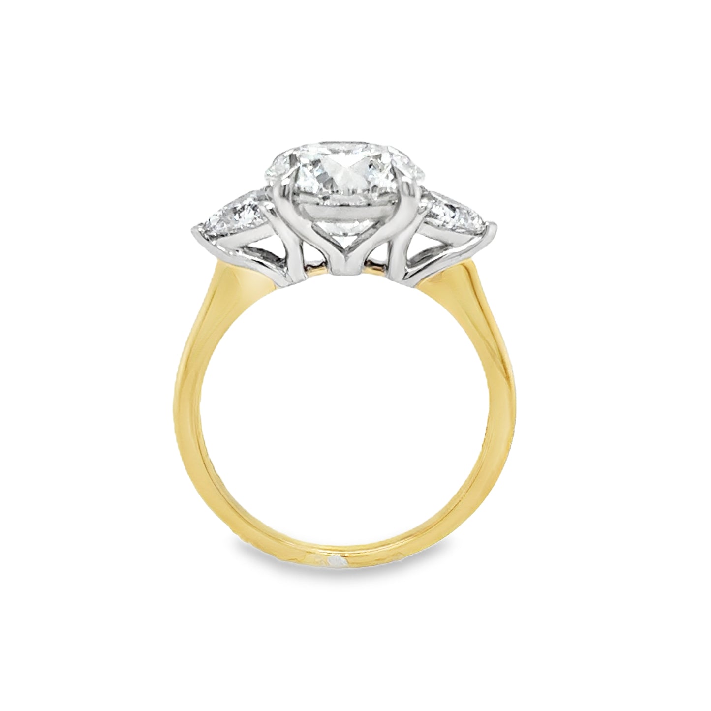 18ct 3 Stone Round Brilliant Cultured Diamond Ring With Trillion Side Stones 3.84ct