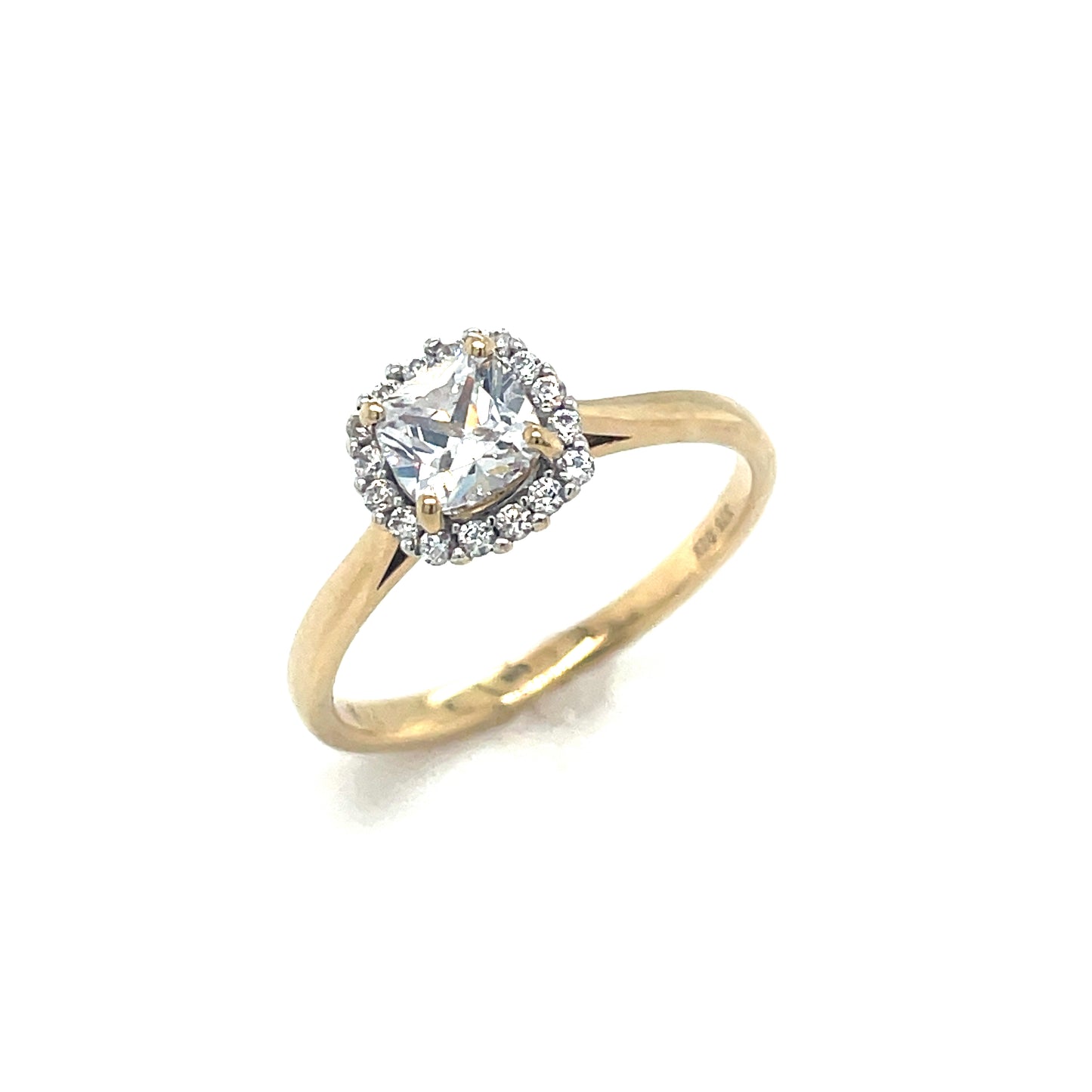 9ct Cush Clus CZ Dress Ring