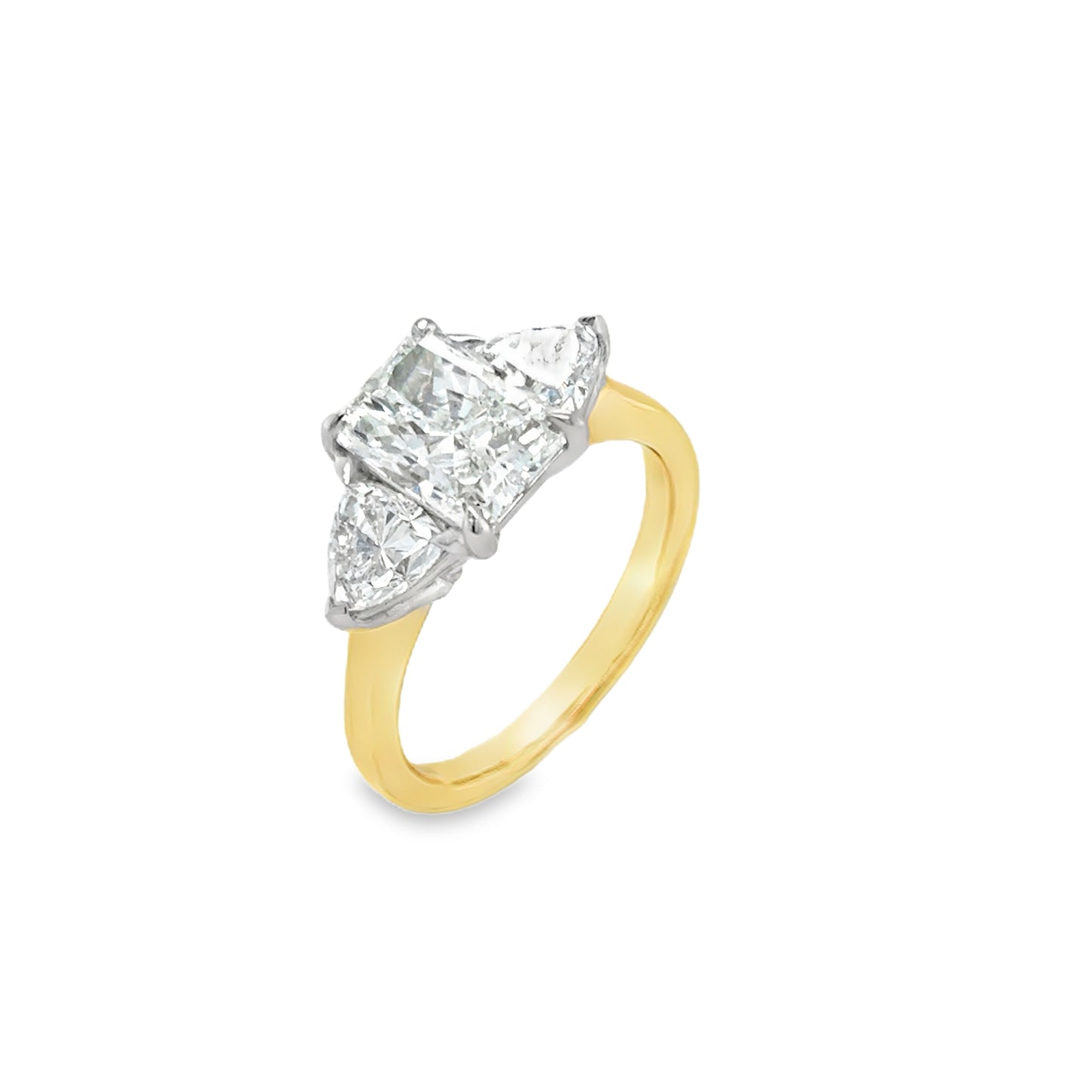 18ct 3 Stone Radient Cut Cultured Diamond RIng With Trillion Cut Cultured Diamond Shoulders 3.00ct
