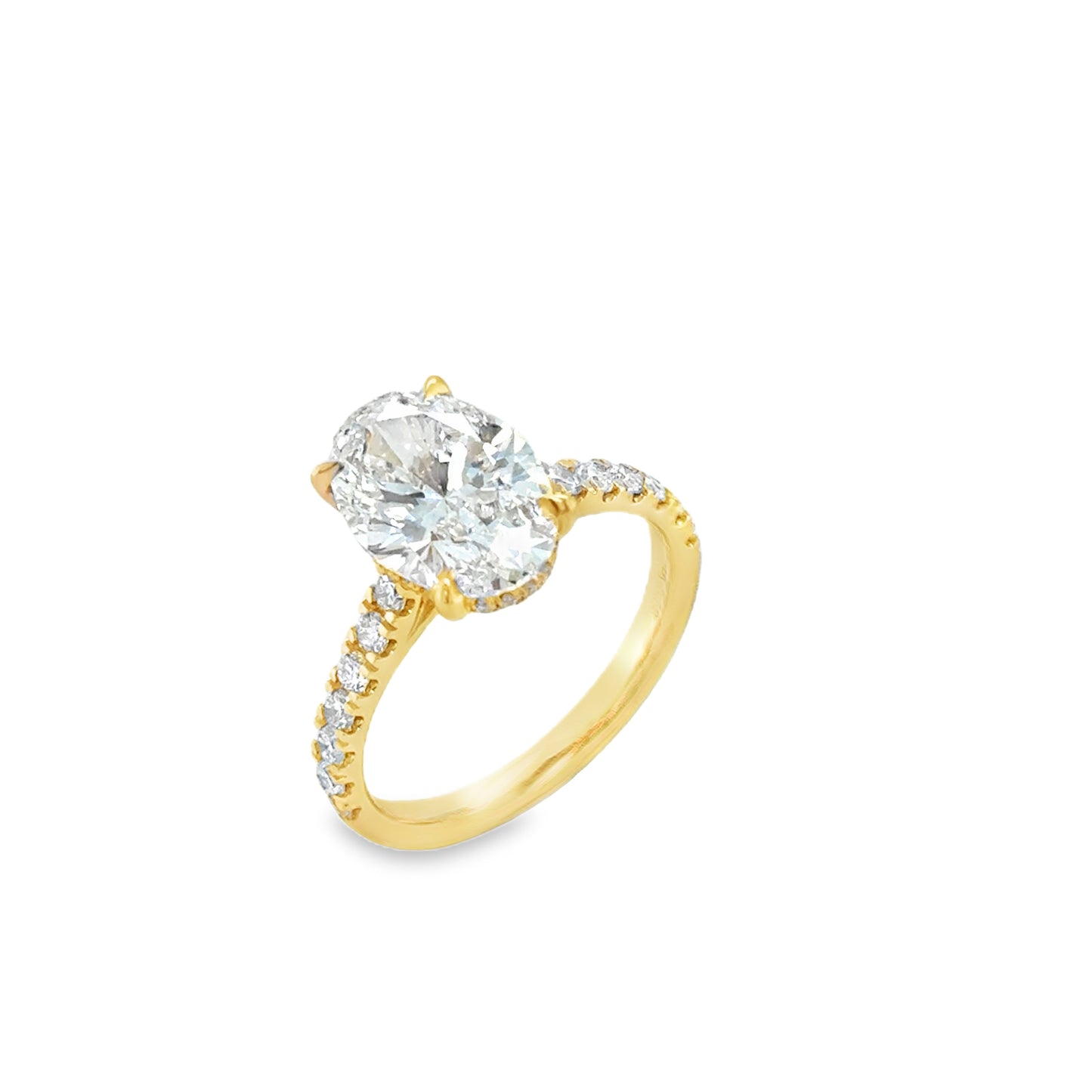 18ct Oval Modified Brlliant Cut Cultured Diamond Ring With Hidden Halo & Stone Set Shoulders 3.58ct