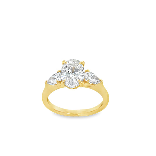 18ct 3 Stone Cultured Diamond Ring Oval Modified Brilliant Cut Centre With Pear Shoulders 2.83ct