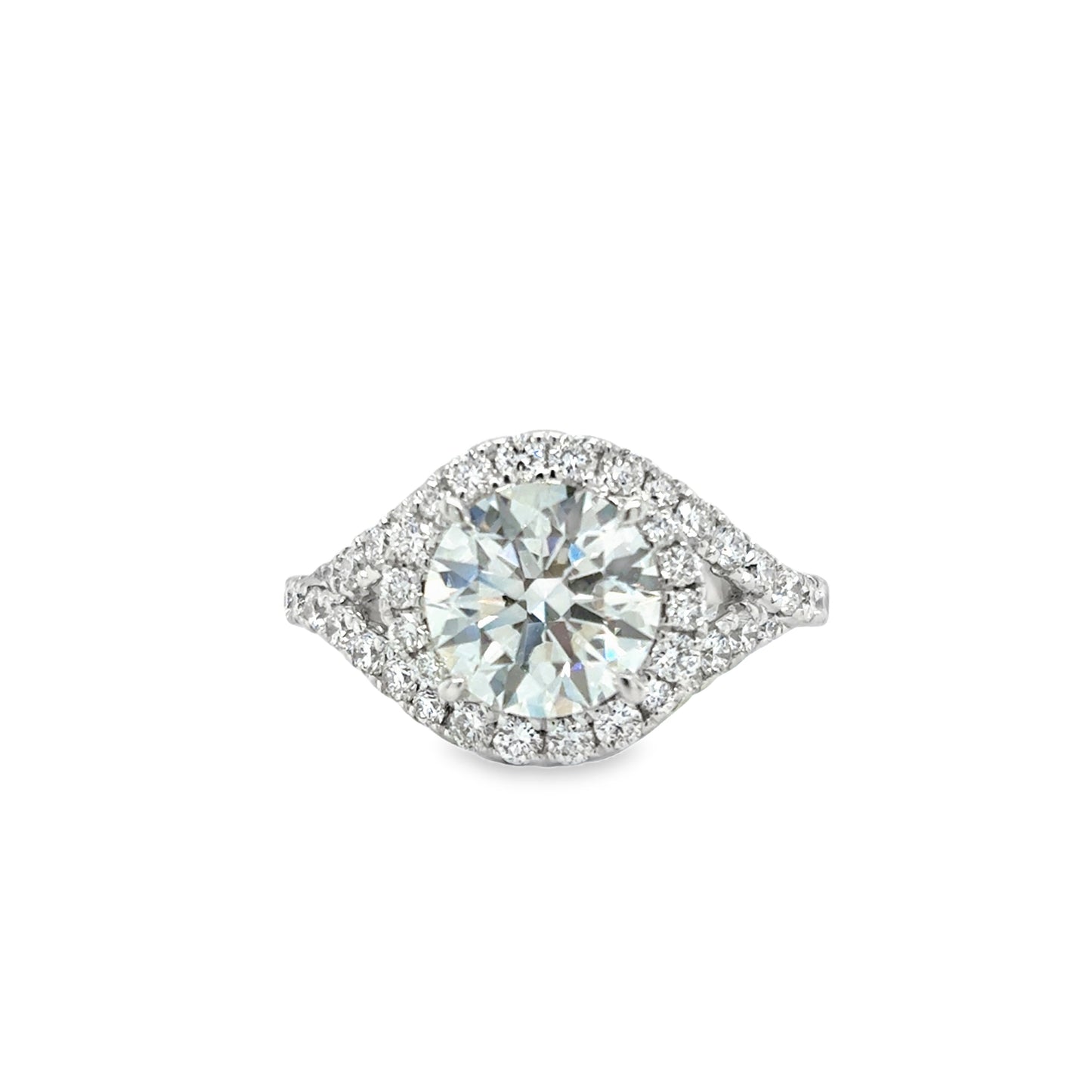 9ct White Gold Round Brilliant Cultured Diamond Ring With Twist Halo & Split Set Shoul