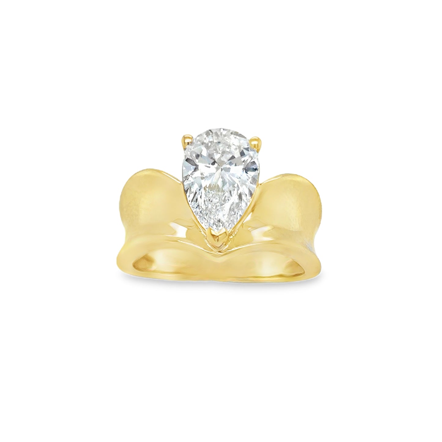 9ct Pear Solitaire Cultured Diamond With Thick Band 2.06ct