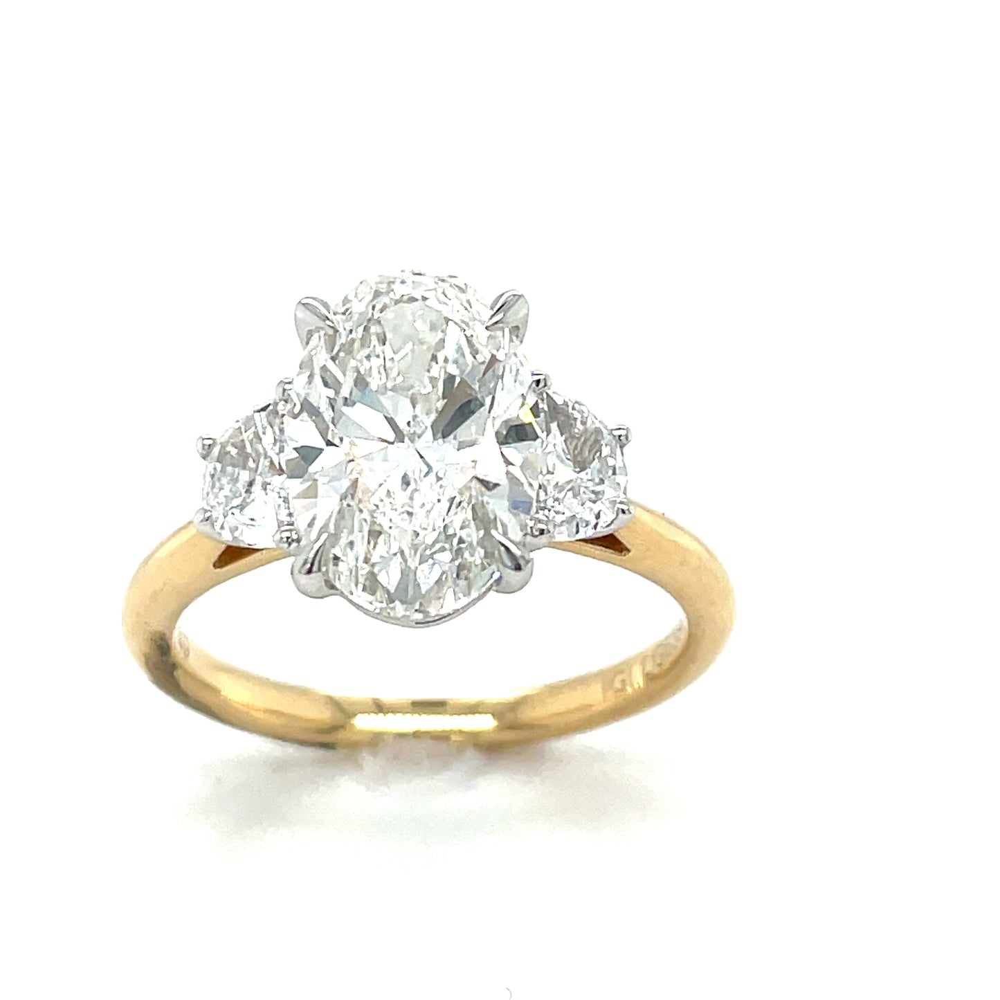 9ct 3 St Ov Cent Demi Lune Sh 3.55ct