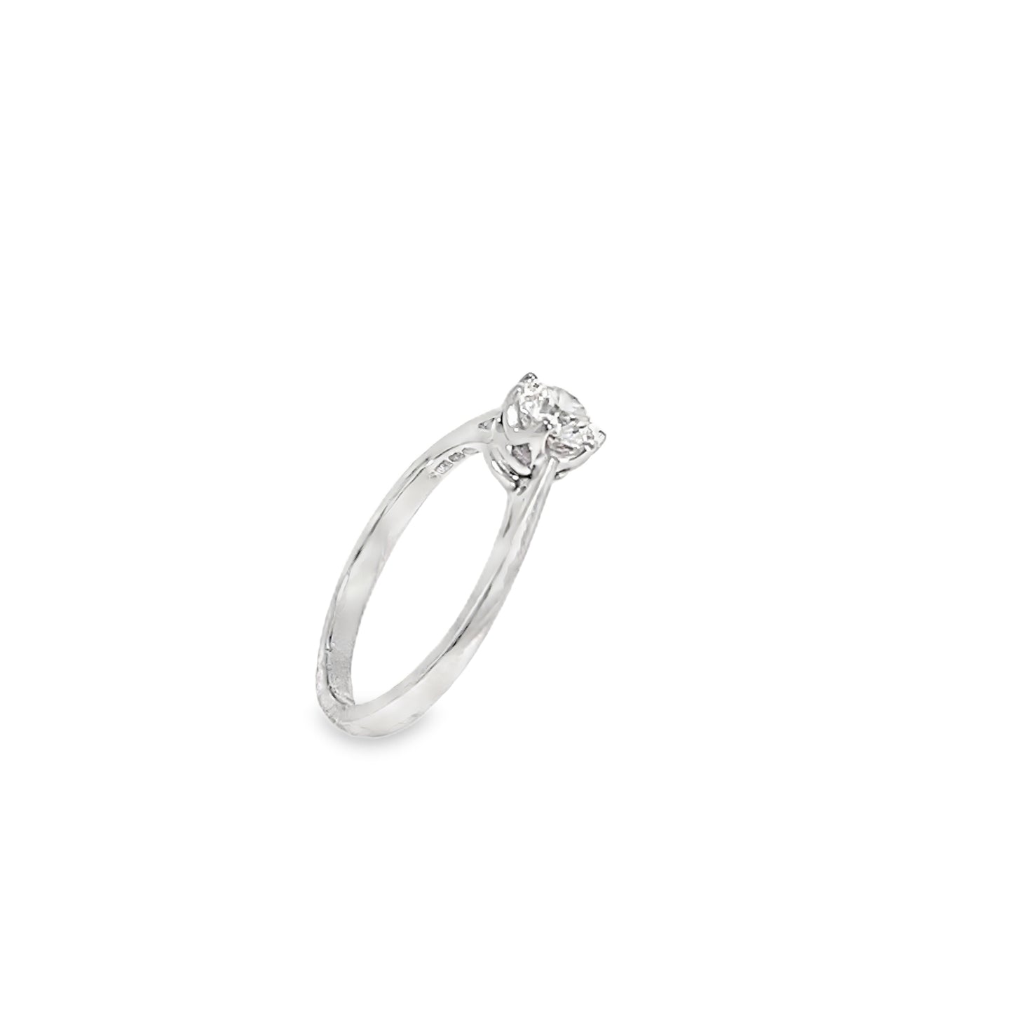 18ct White Gold Six Claw Round Brilliant Soltiaire Diamond Ring 0.81ct