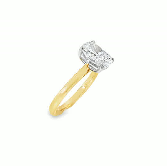 18ct Yellow Gold 4 Claw Elongated Cushion Cut Solitaire Cultured Diamond Ring 2.01ct