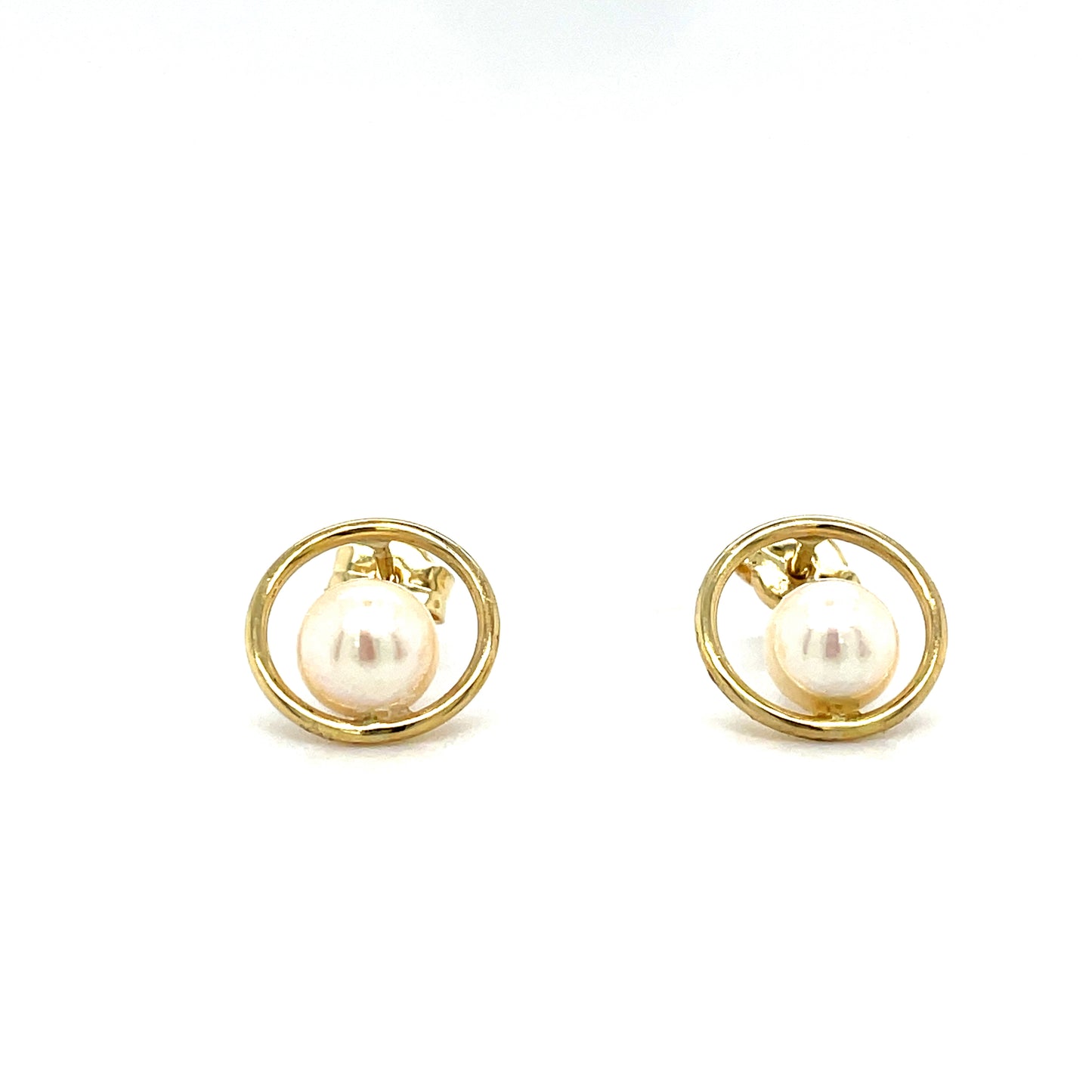 9CT Open Circle Stud Earring with Pearl