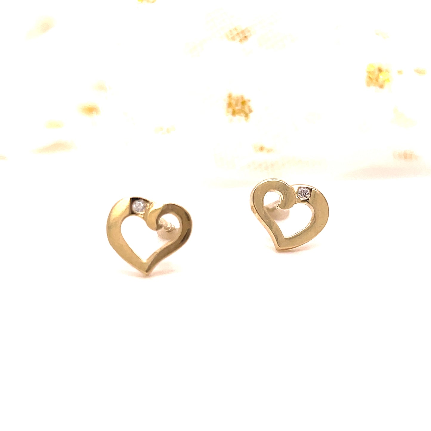 9ct Yellow Gold Open Heart Earring with CZ