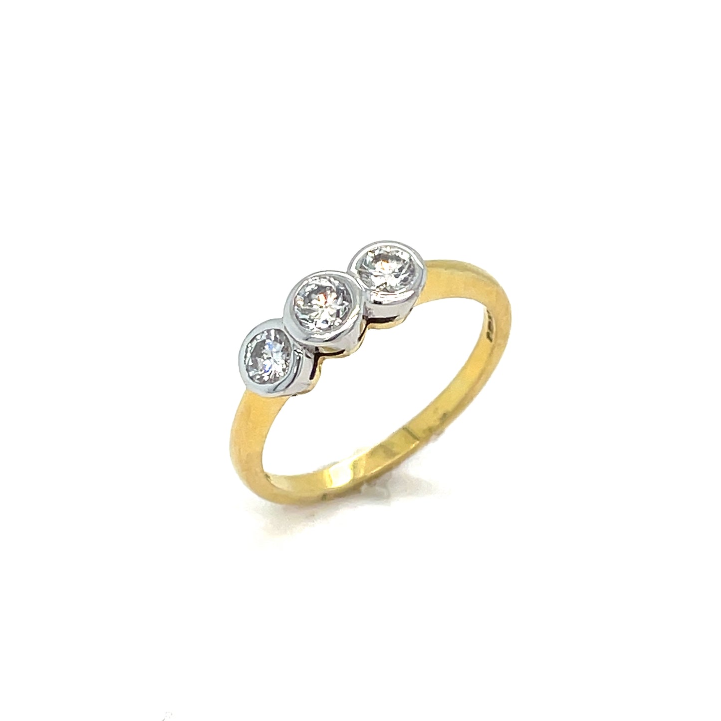 18ct Three Stone Diamond Ring