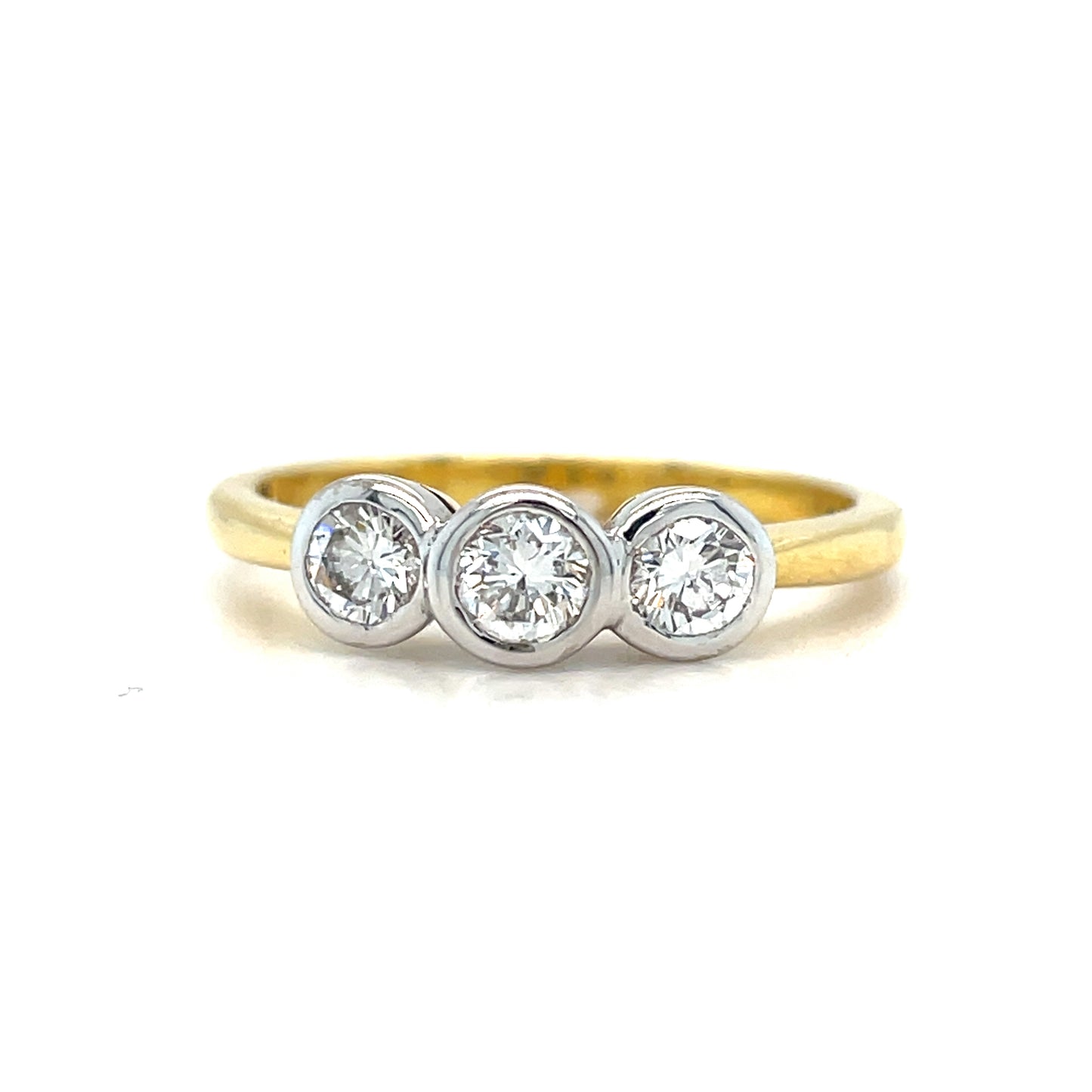 18ct Three Stone Diamond Ring