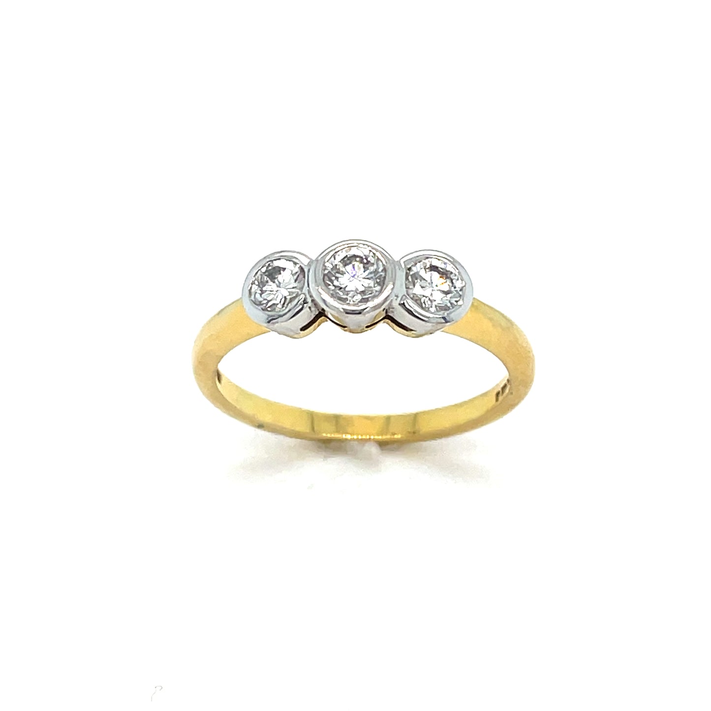 18ct Three Stone Diamond Ring